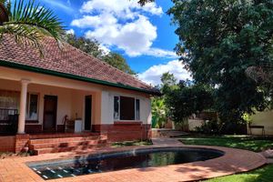 Alojamiento - Livingstone Lodge