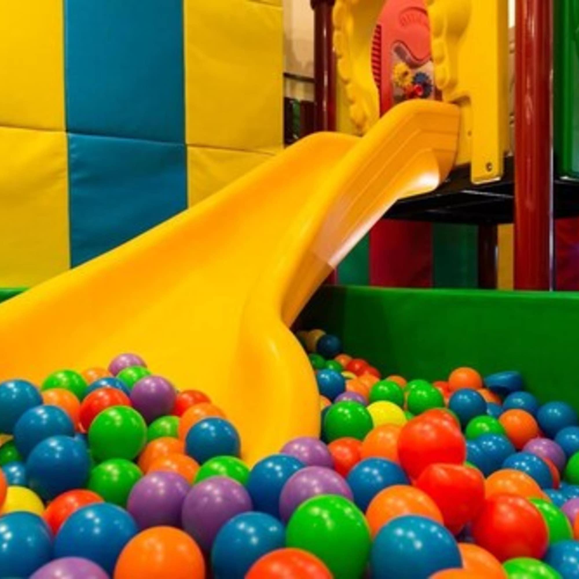 Gimnasio Ramada Plaza Wuhan Optics Valley