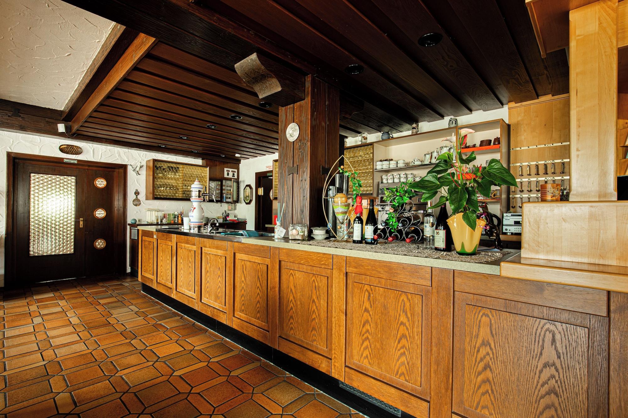 Vista Lobby Waldhotel Auerhahn Bed & Breakfast