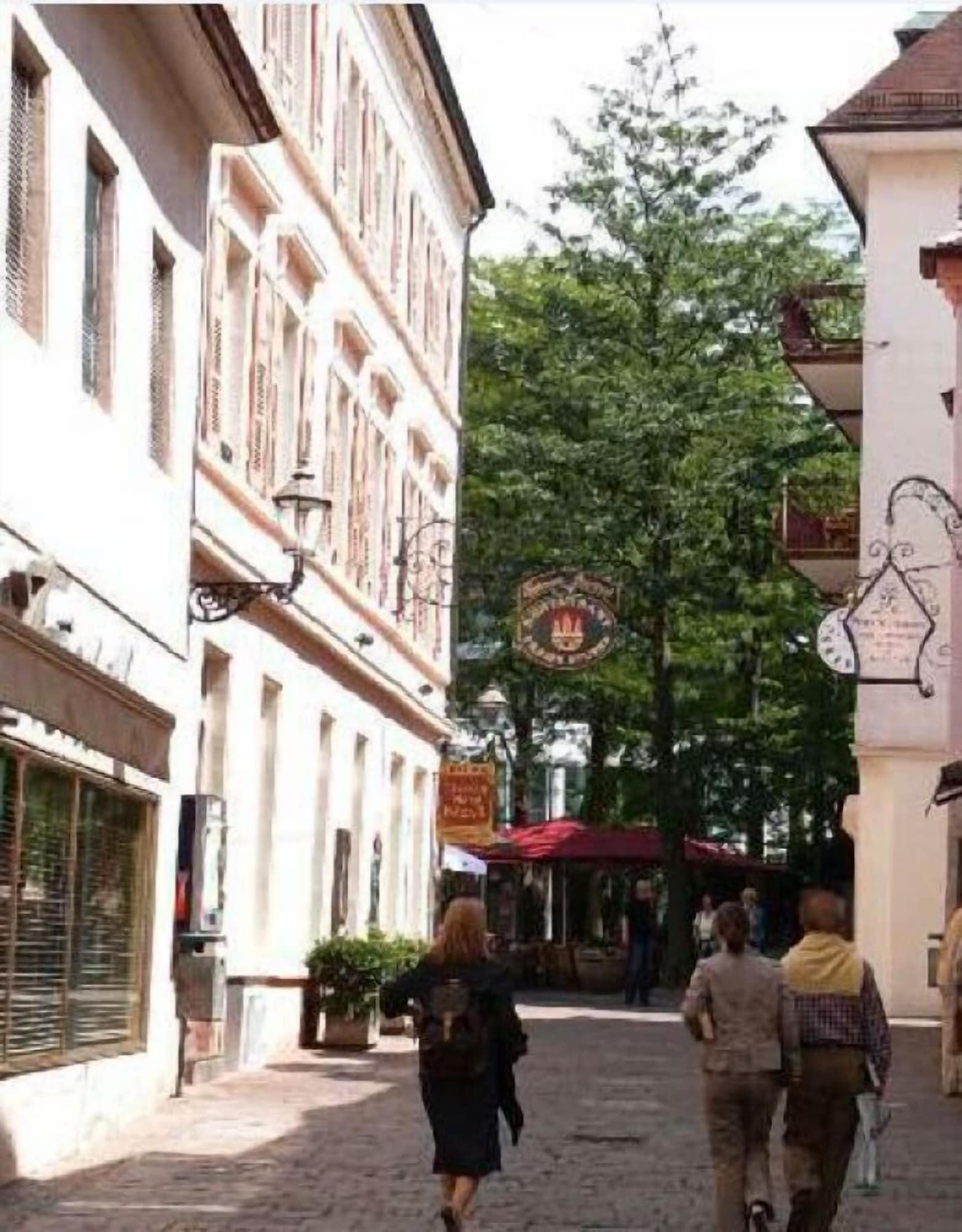 Vista Exterior Hotel Am Friedrichsbad
