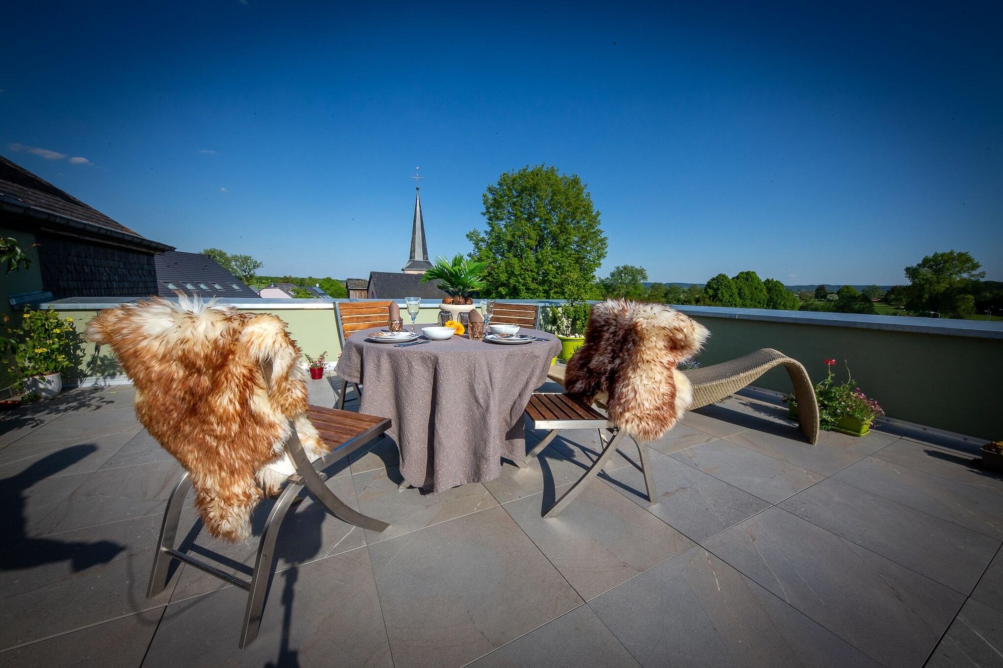 Varios Green & Breakfast