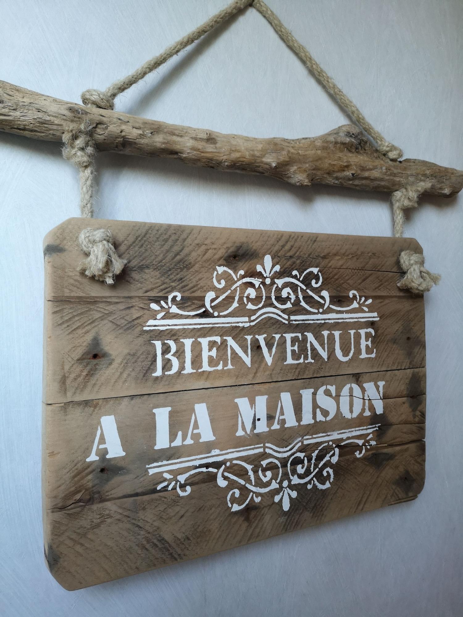 Vista Lobby Les Mesanges