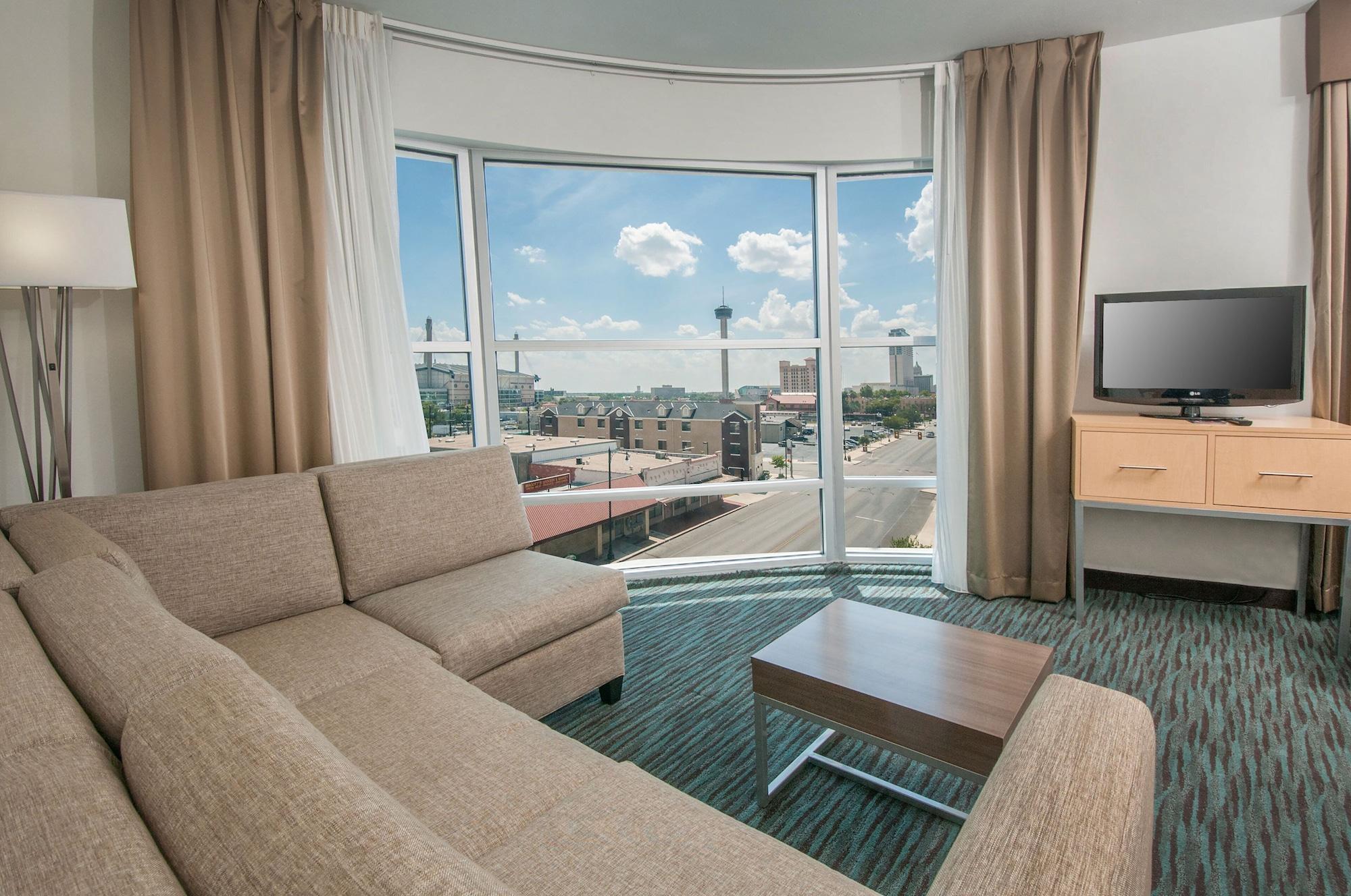 Habitación Holiday Inn Express San Antonio Rivercenter Area by IHG