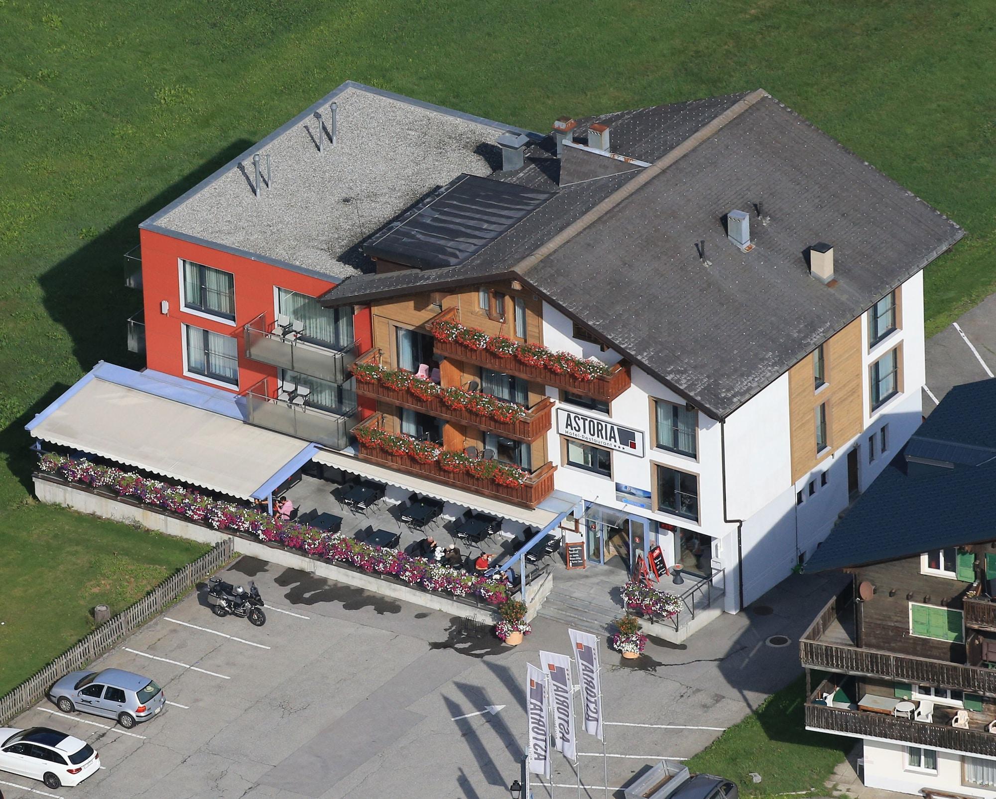 Varios Hotel Astoria