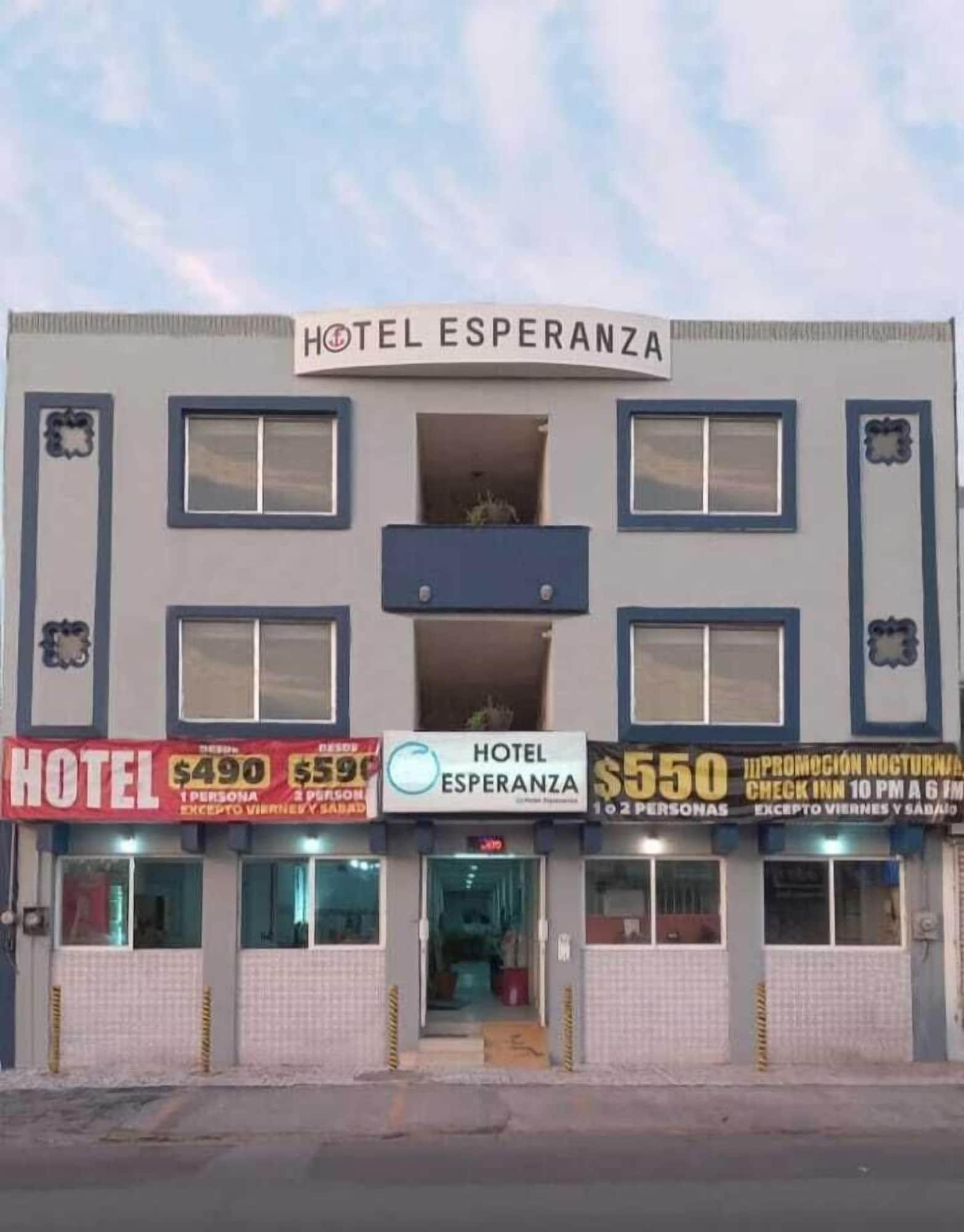 Vista Exterior Hotel Esperanza