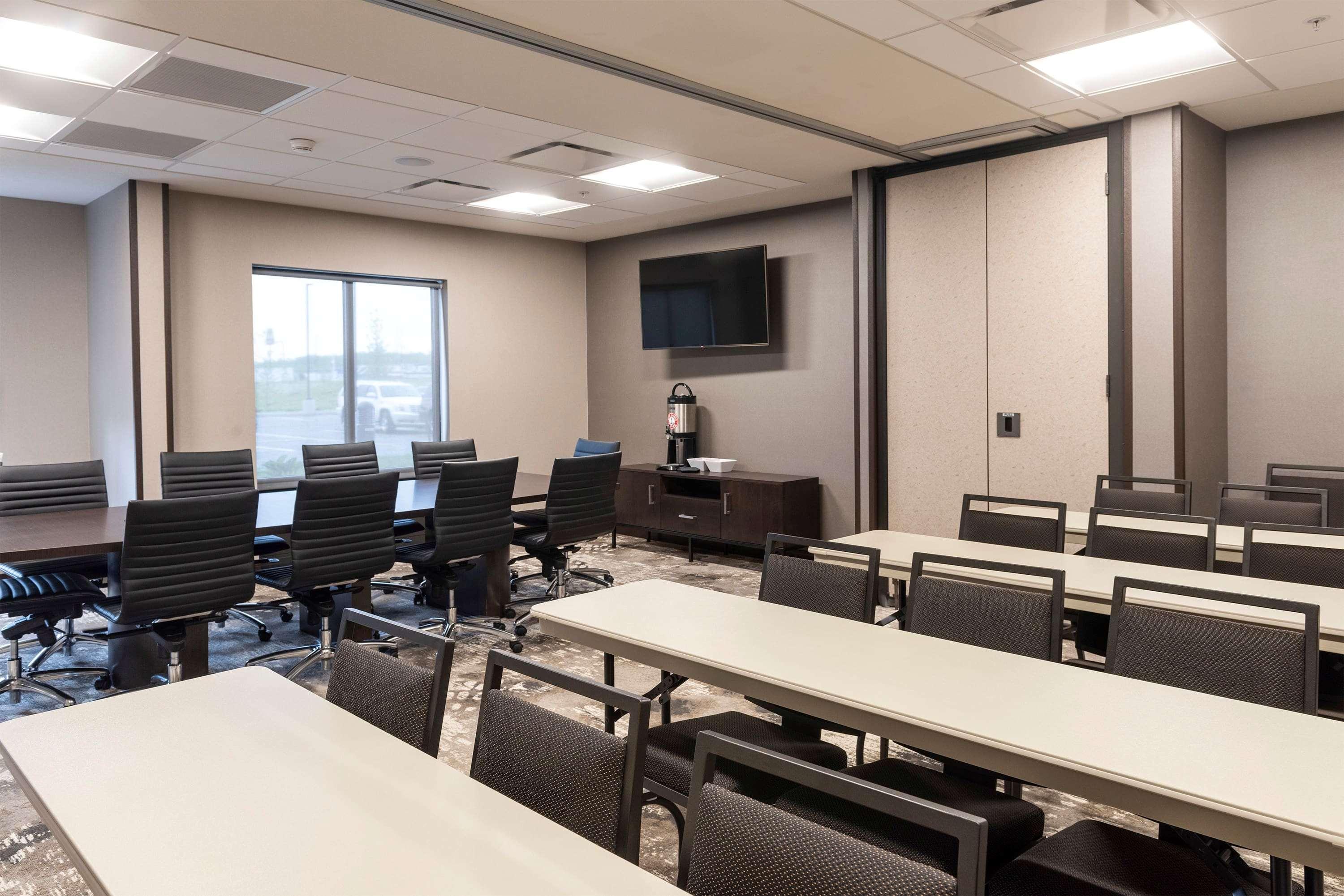 Sala de reuniões Wingate by Wyndham Angola