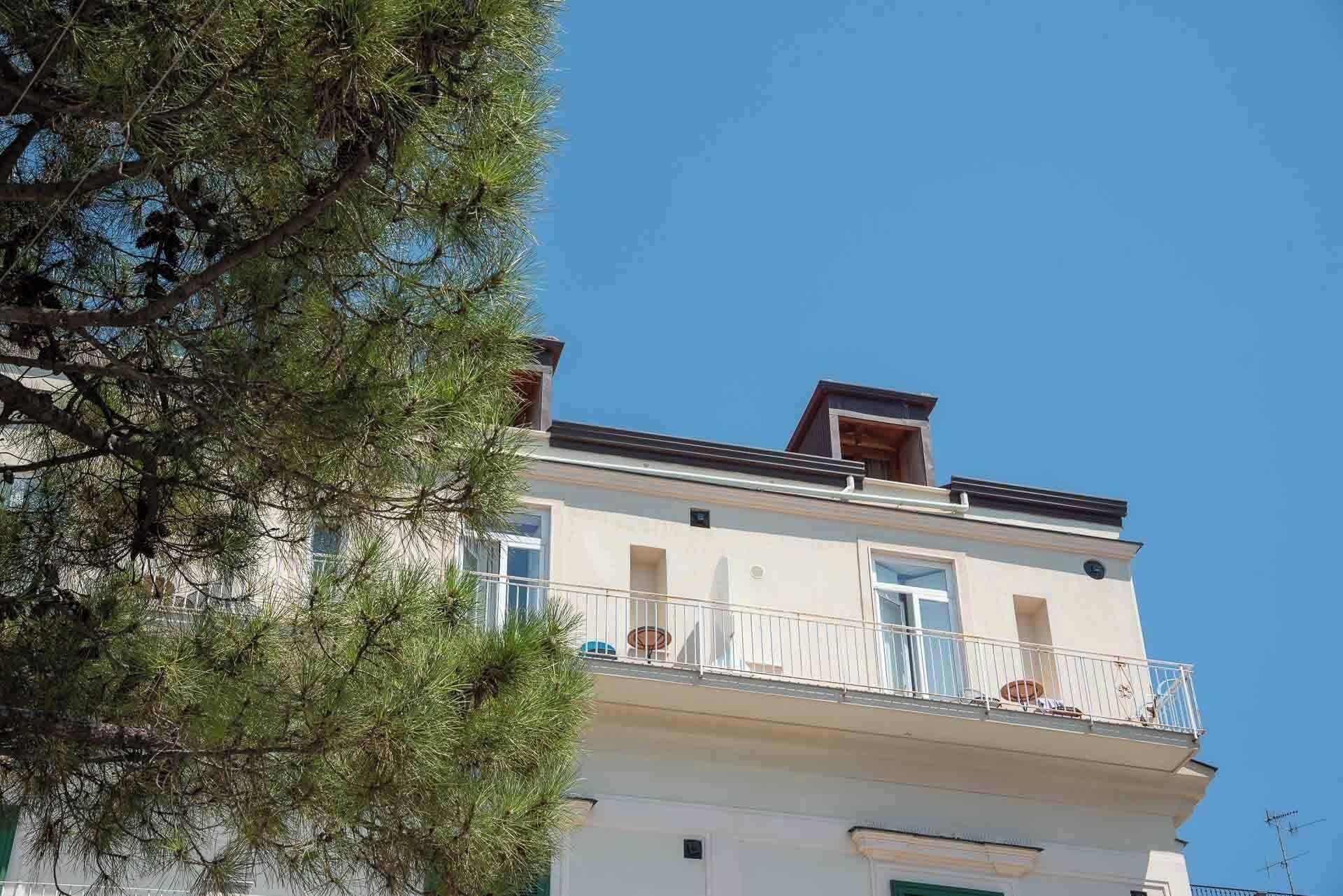Vista Exterior Villa Isabella