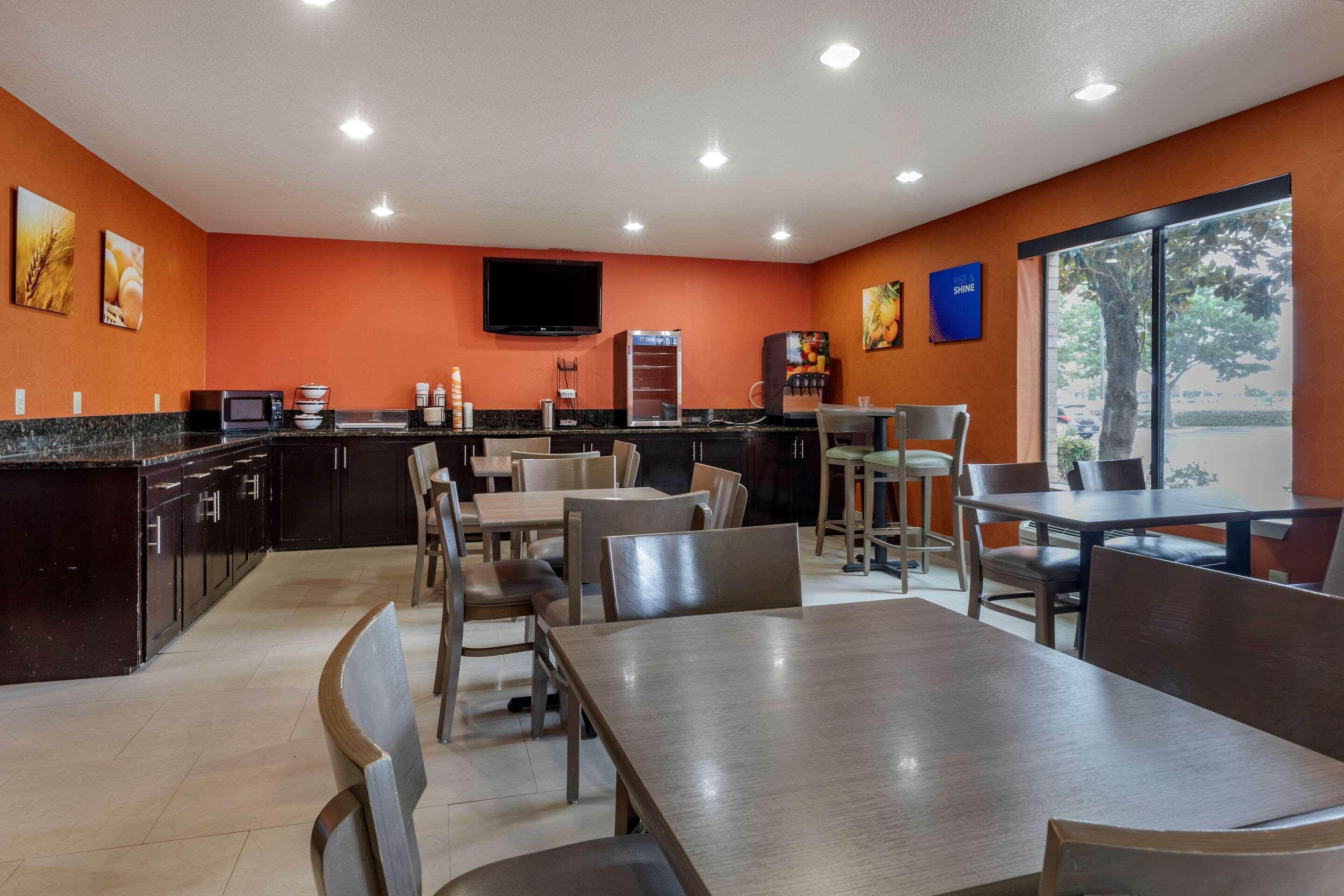 Restaurant Comfort Inn & Suites Mansfield