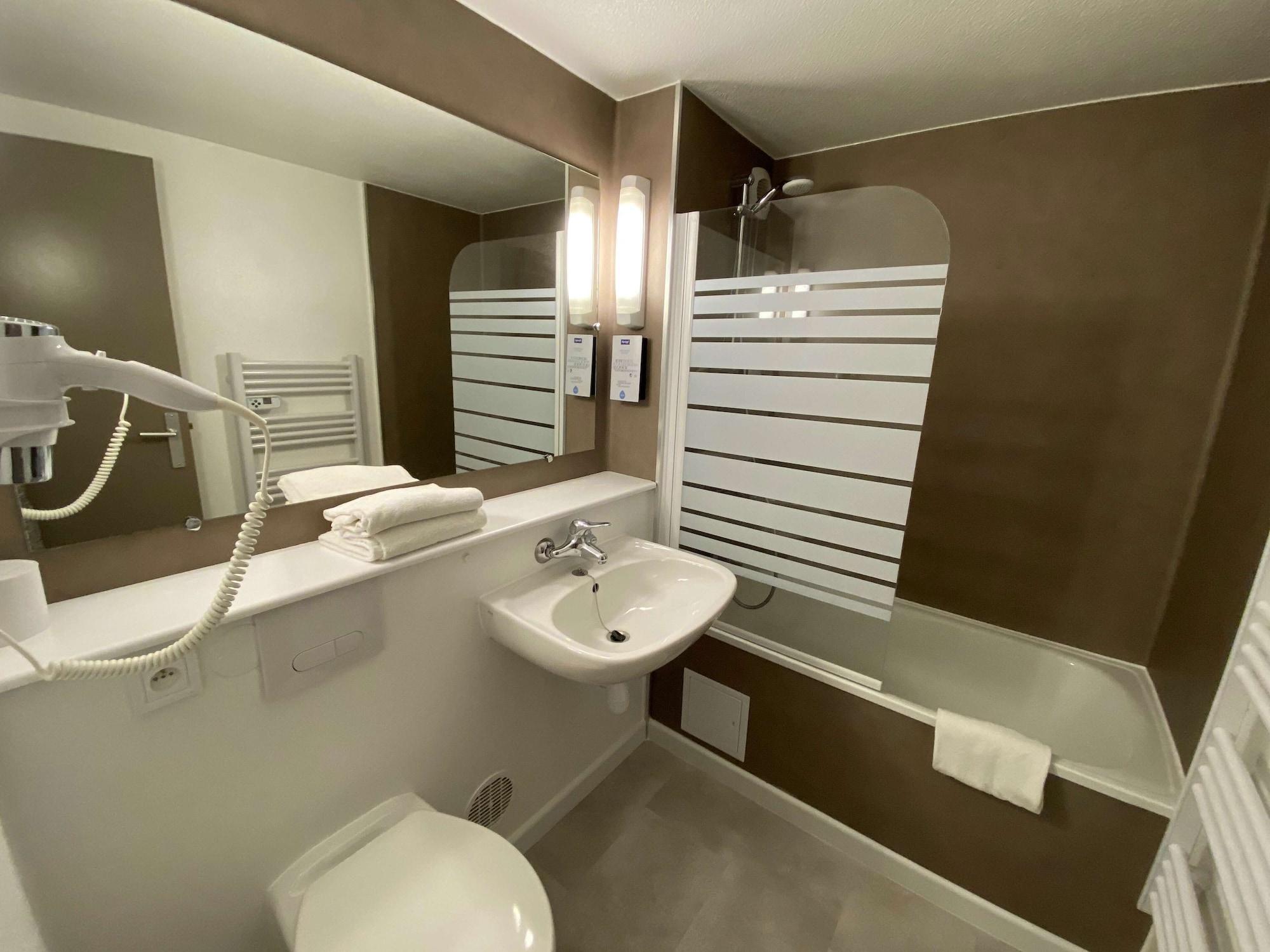 Equipamiento de Habitación Kyriad Fontenay Tresigny