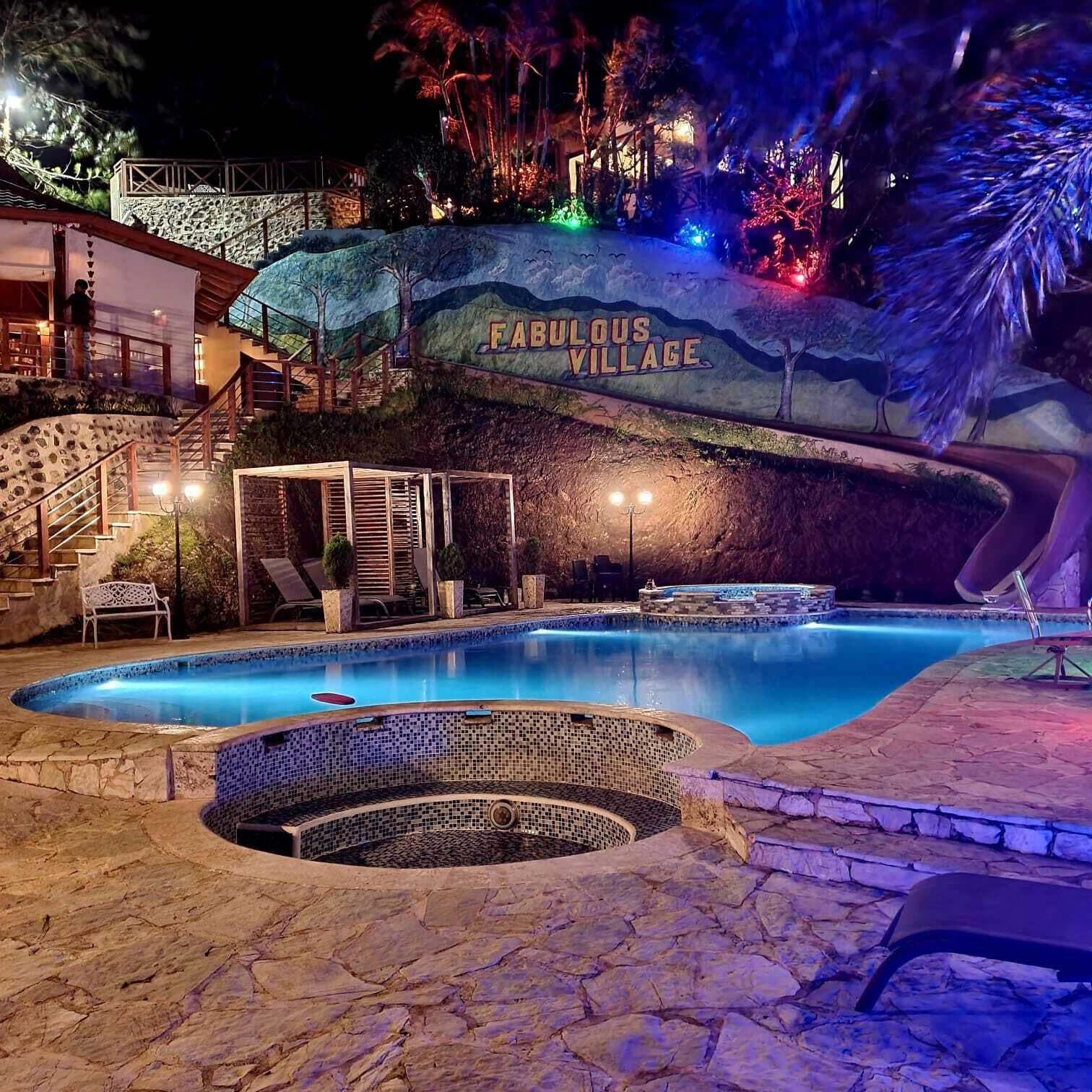 Vista Exterior Fabulous Village & Resort