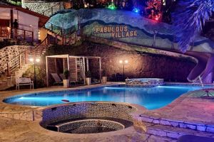 Alojamiento - Fabulous Village & Resort