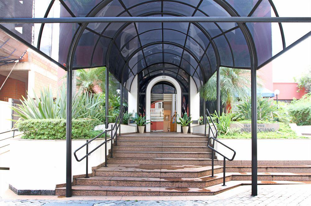 Vista Exterior Travel Inn Conde Luciano