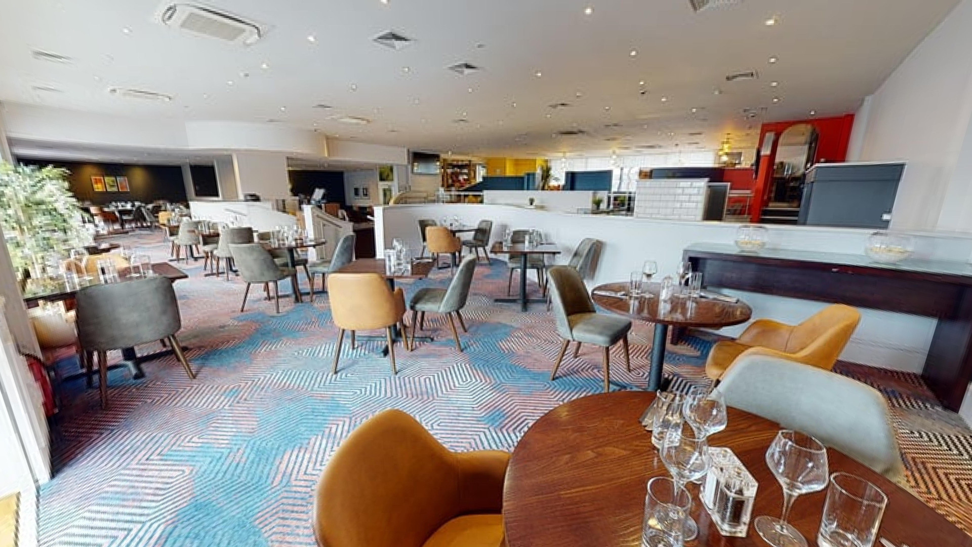 Restaurant Holiday Inn Cardiff City Centre by IHG