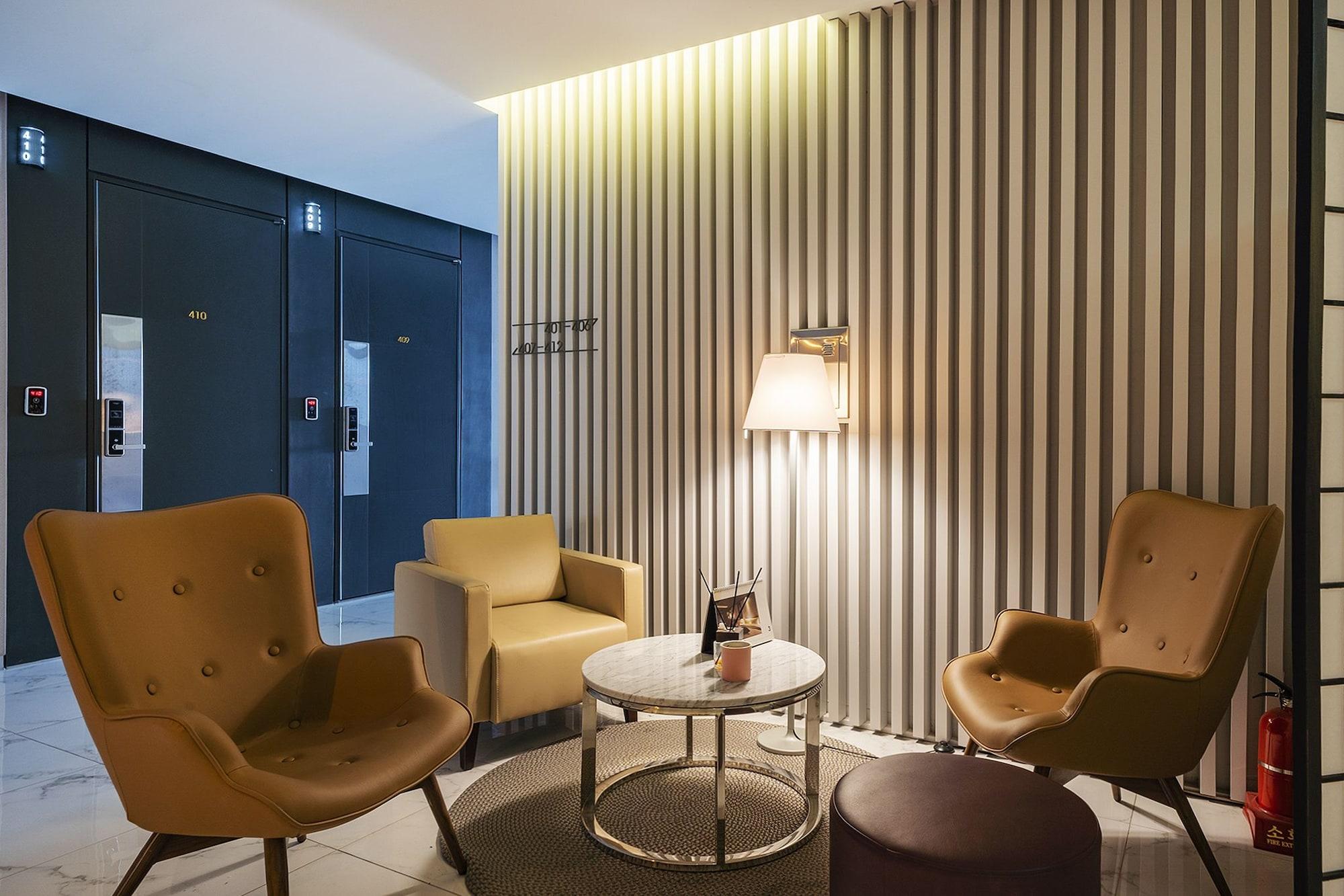 Comodidades del Alojamiento Golden River Hotel