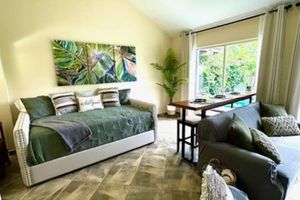 Alquiler Vacacional - Tropical paradise, huge yard 2min walk 2beach dogs