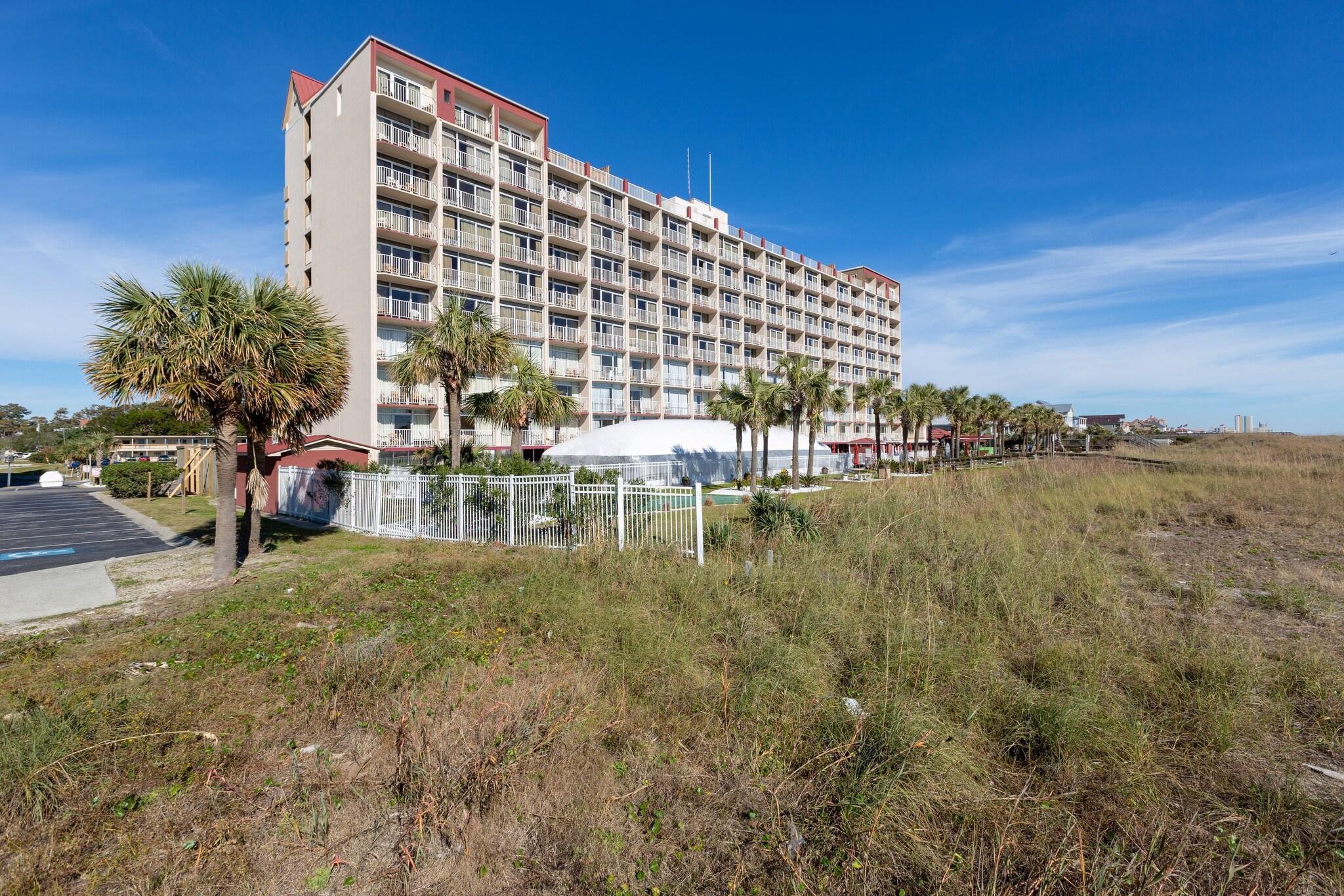 Vista Exterior Maritime Beach Club