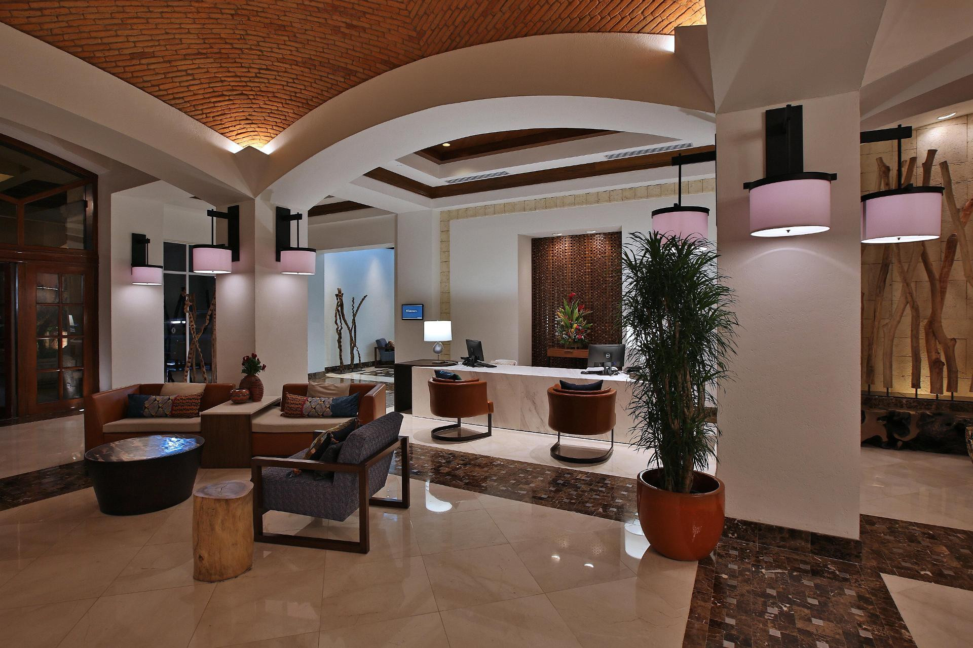 Vista Lobby Real InterContinental Managua at Metrocentro Mall by IHG