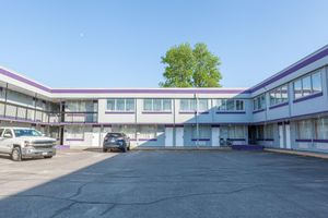 Alojamiento - Knights Inn North Bay
