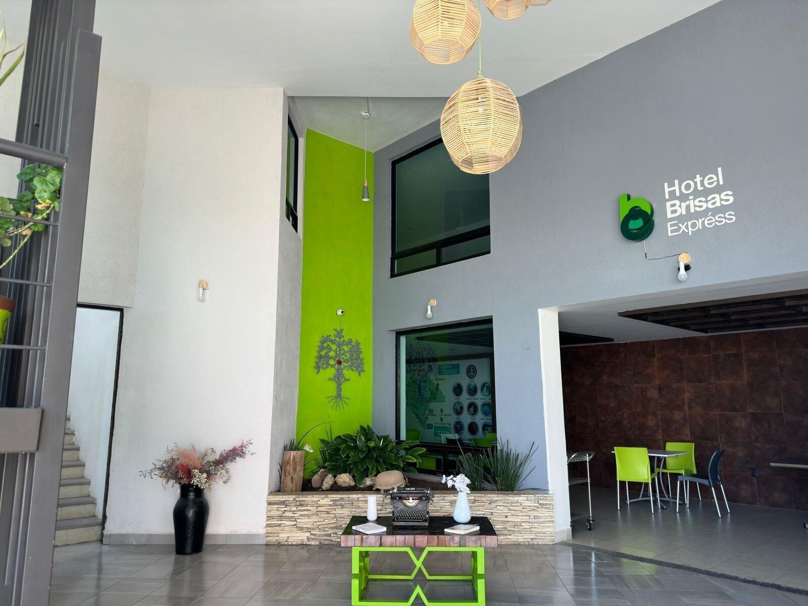 Vista Lobby Hotel Brisas Express