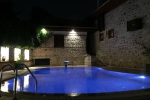 Alojamiento - White Garden Hotel