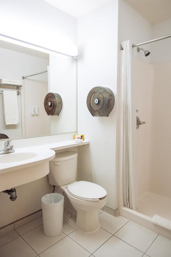 Baño Hotel Intercity Zapopan