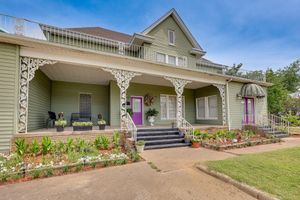 Alquiler Vacacional - Paris Vacation Rental ~ 15 Mi to Mount Magazine!