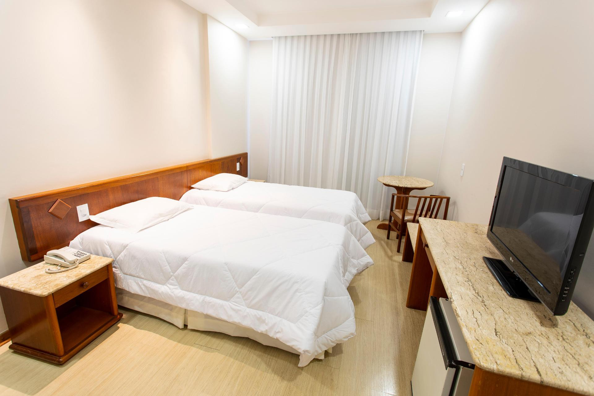Habitación Carlton Plaza Poços de Caldas