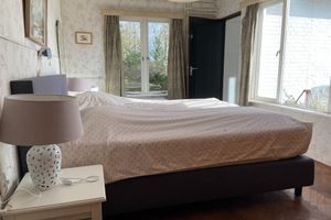 Alquiler Vacacional - Hideaway: Sauna, Tennis & Trampoline