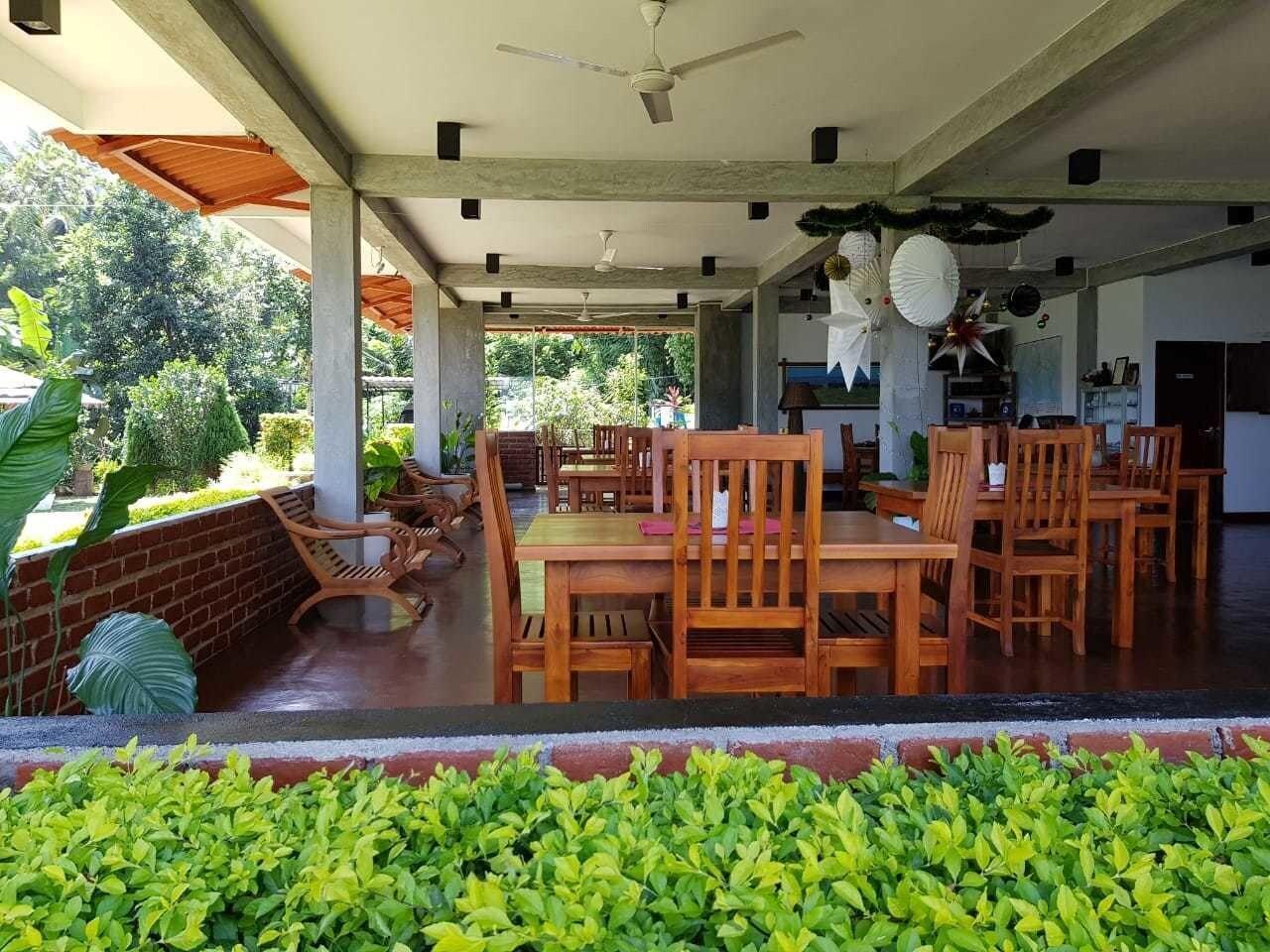 Vista Lobby Feelin' Good Resort