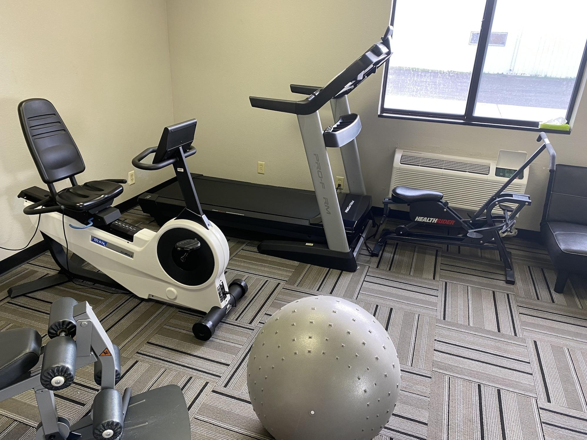 Gimnasio Eco-Lux Inn