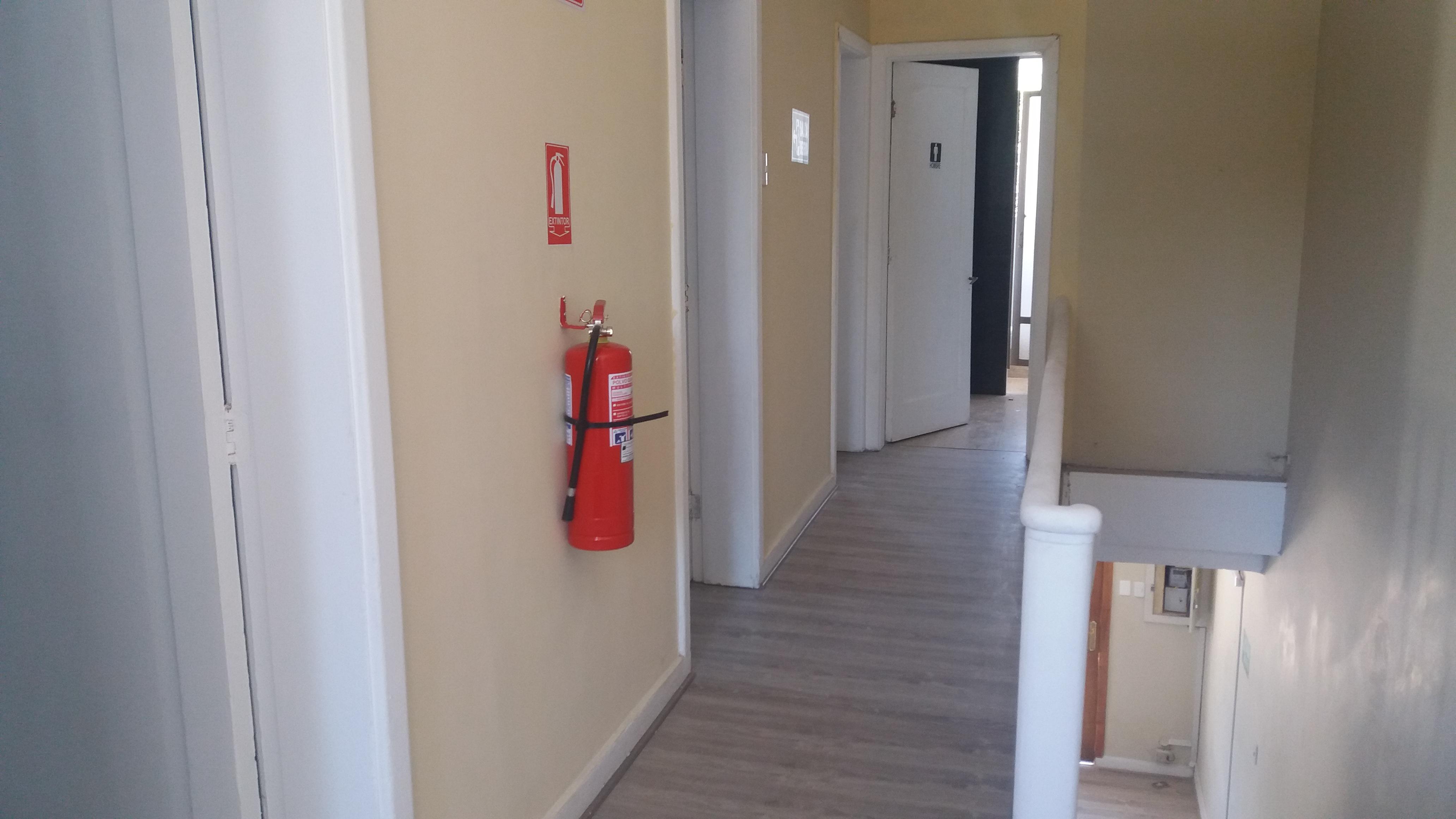 Varios Trotamundos Hostal - Hostel