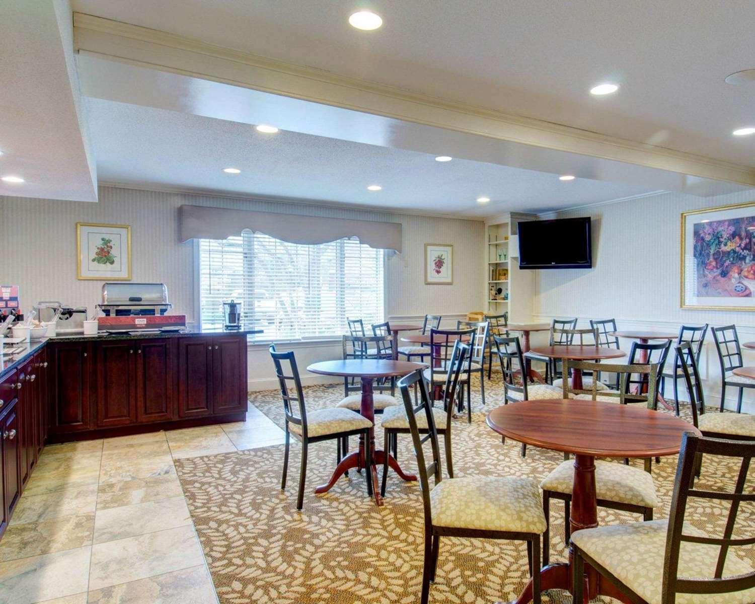 Vista Exterior Comfort Inn Foxboro – Mansfield