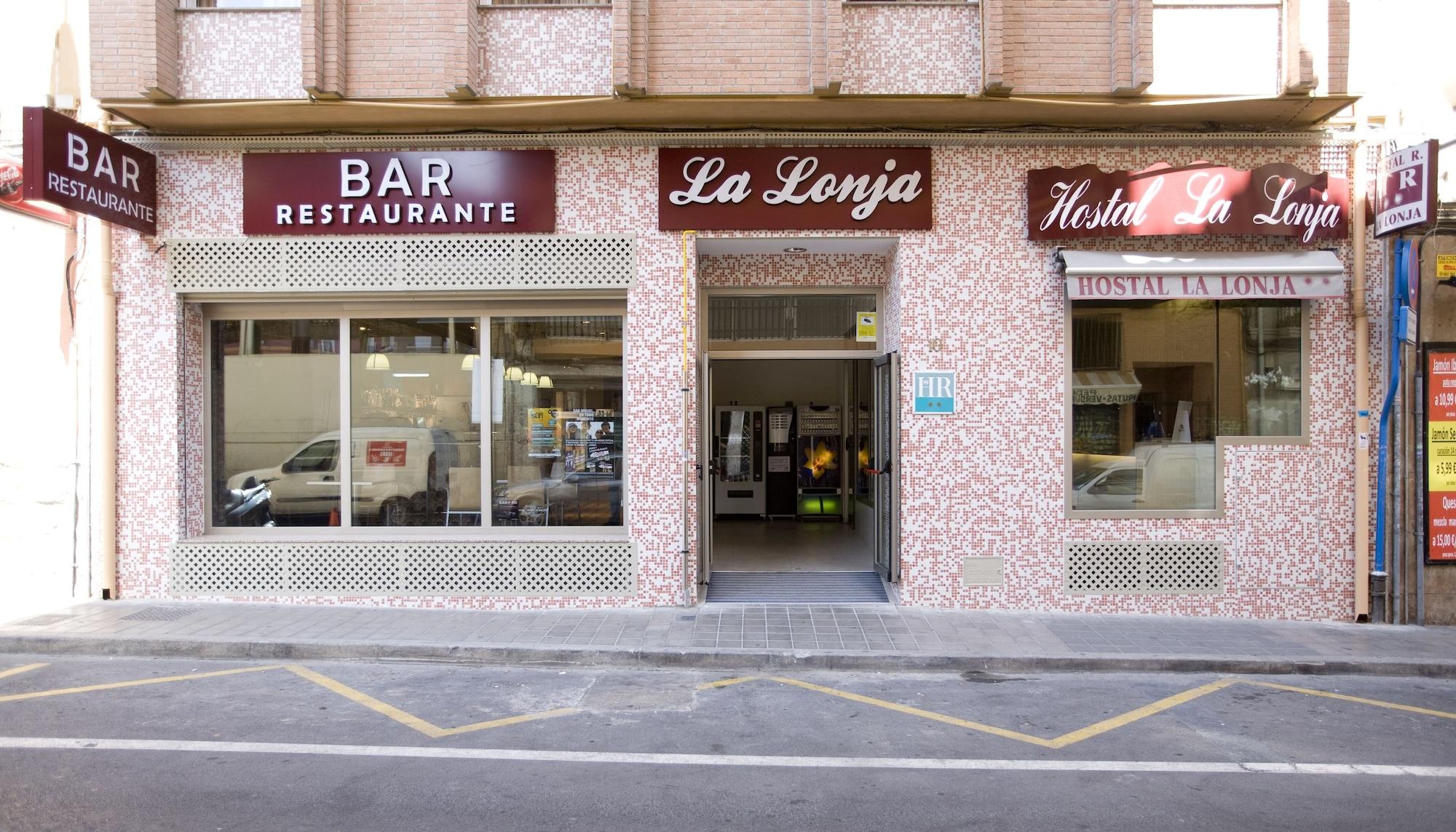 Vista Exterior Hostal La Lonja