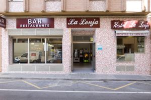 Alojamiento - Hostal La Lonja
