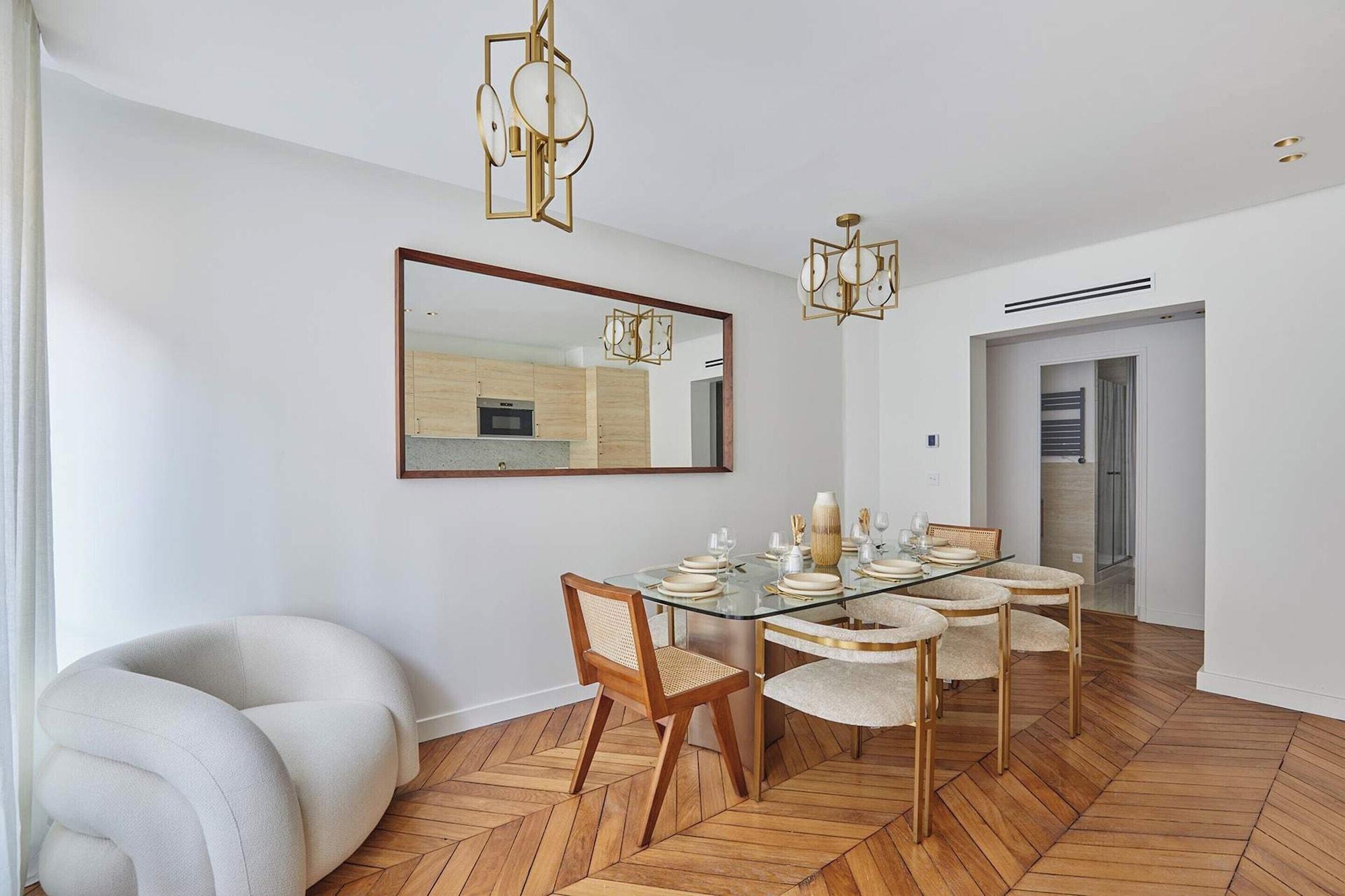 Restaurant Sublime Air-conditioned Apartment Center of Paris