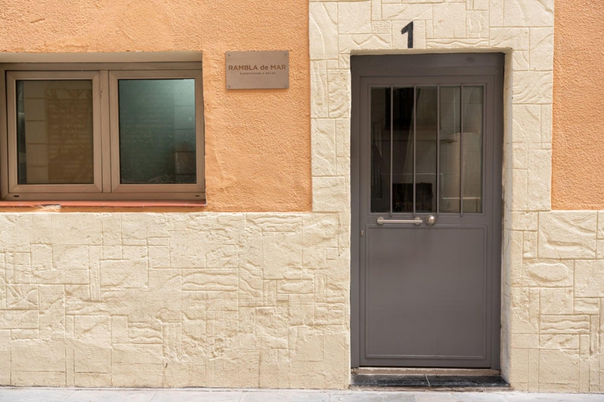Vista Exterior Rambla de Mar Apartments