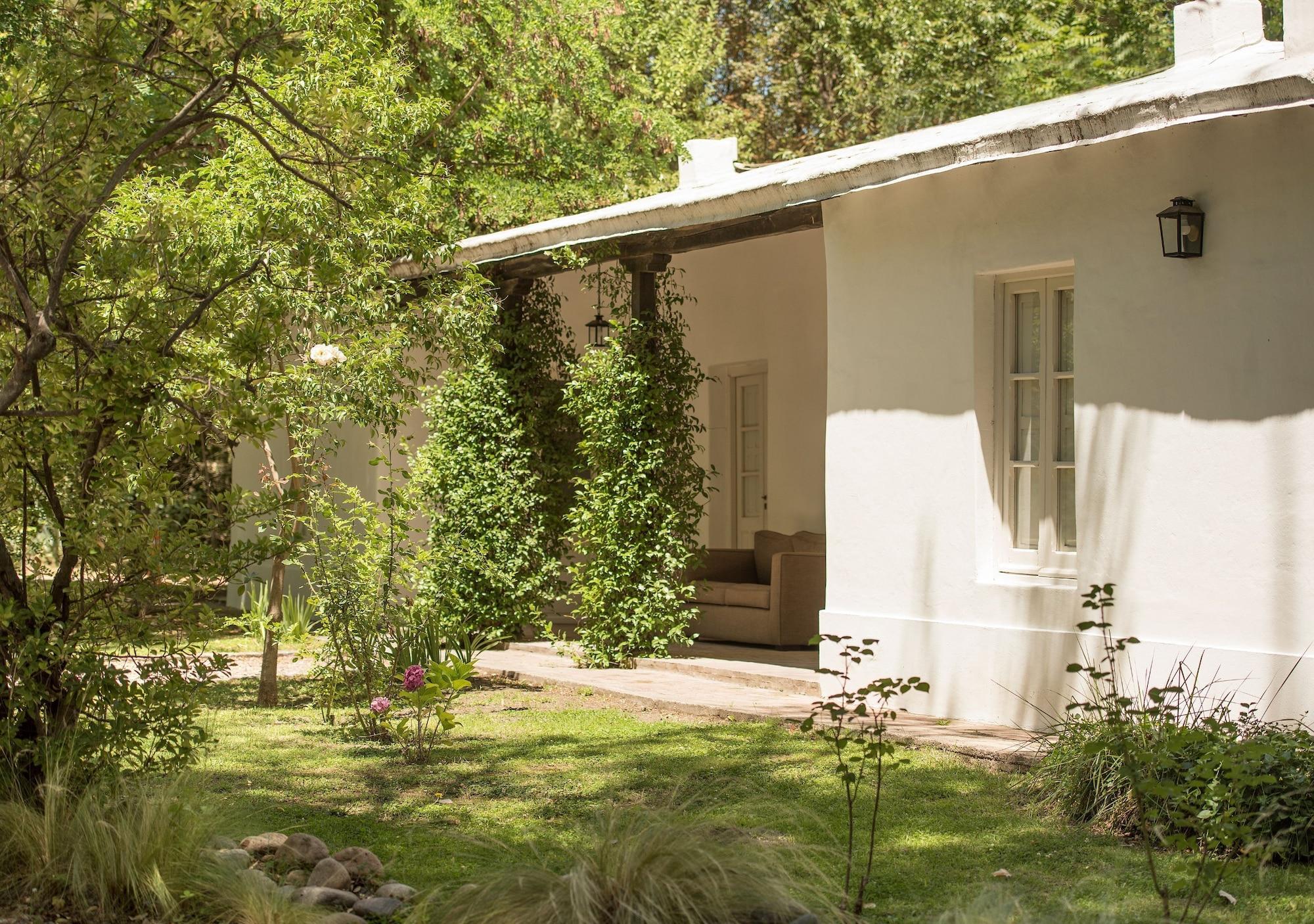 Habitación Postales by DOT Boutique