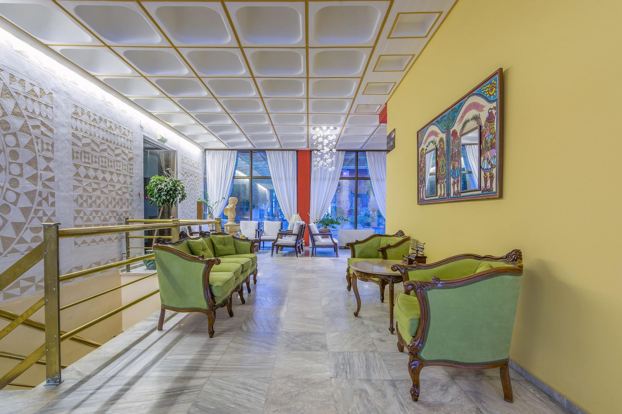Vista Lobby Golden Sand Hotel