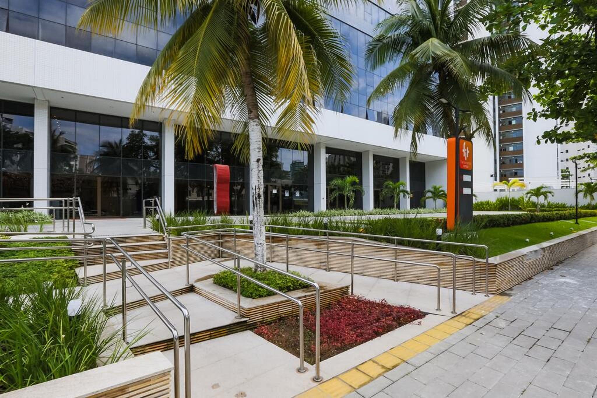 Vista Exterior Fit Transamerica Recife