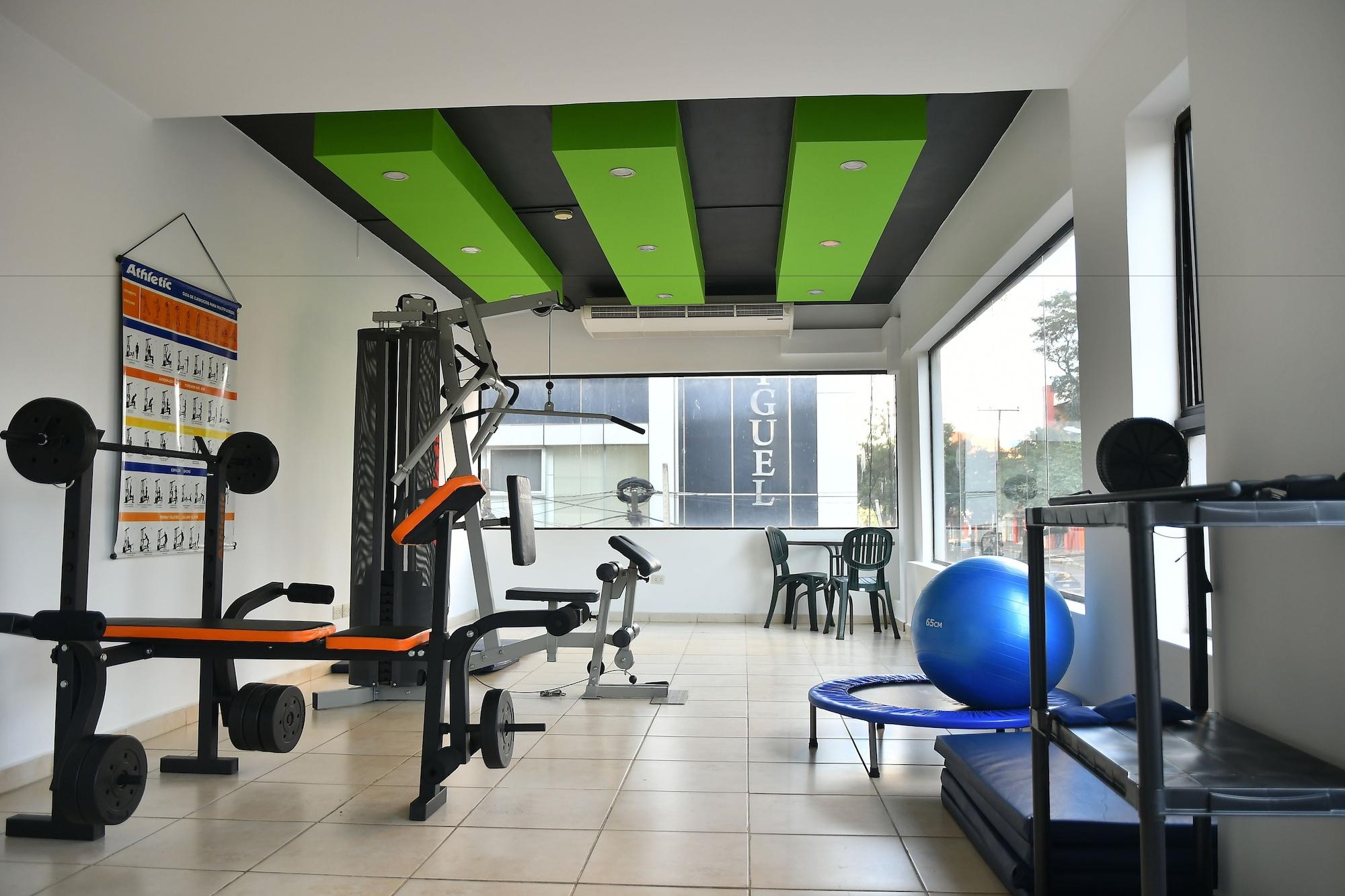Gimnasio Convair Hotel