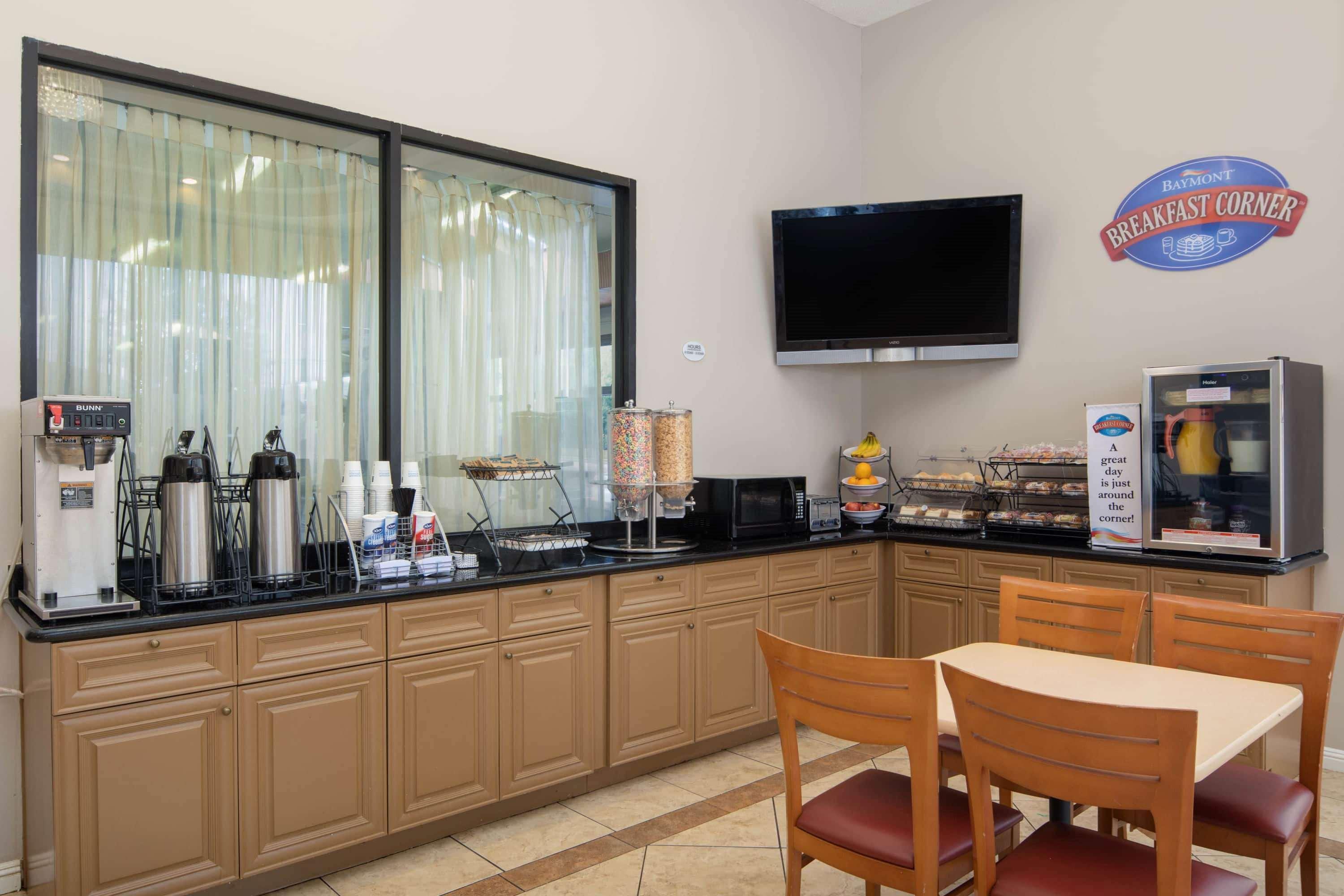 Restaurant Baymont Inn and Suites Douglasville Atlanta