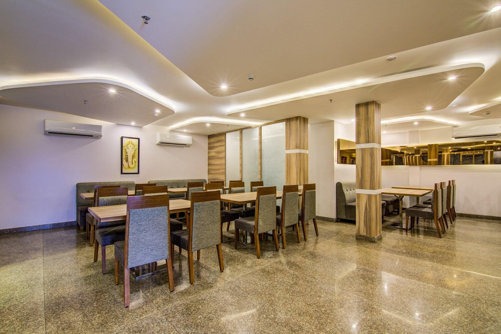 Restaurant Capital O 10823 Pratibha Grand