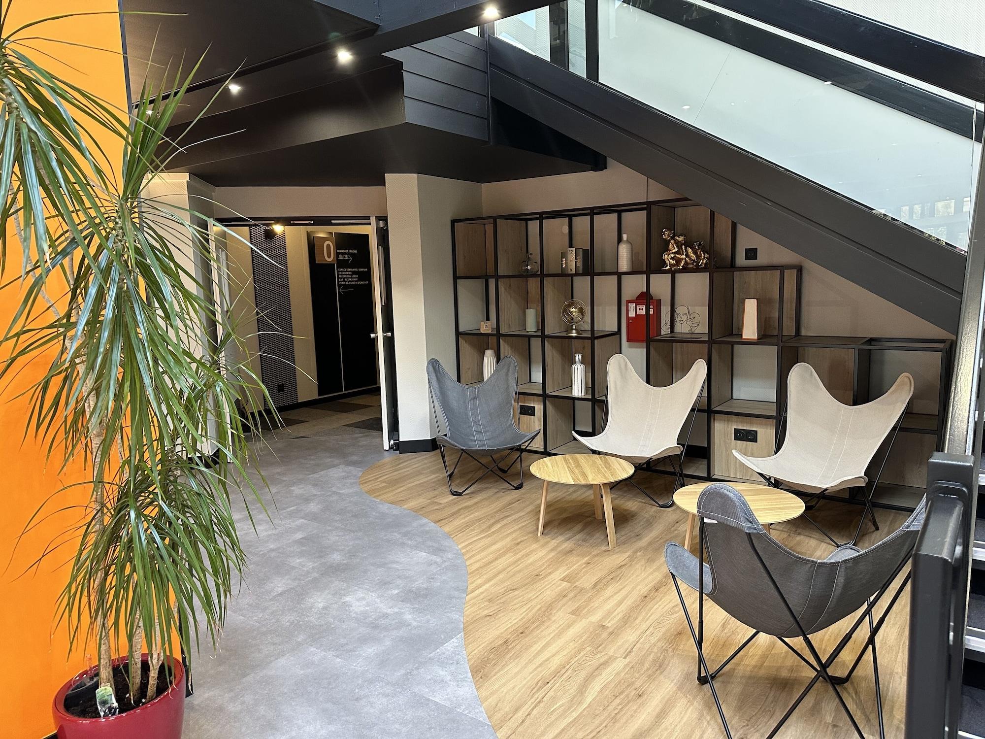 Vista Lobby ibis Saint Lo La Chevalerie