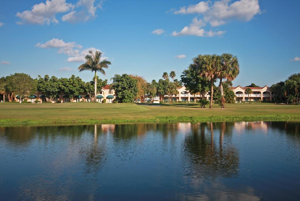 Playa Grand Palms Spa & Golf Resort