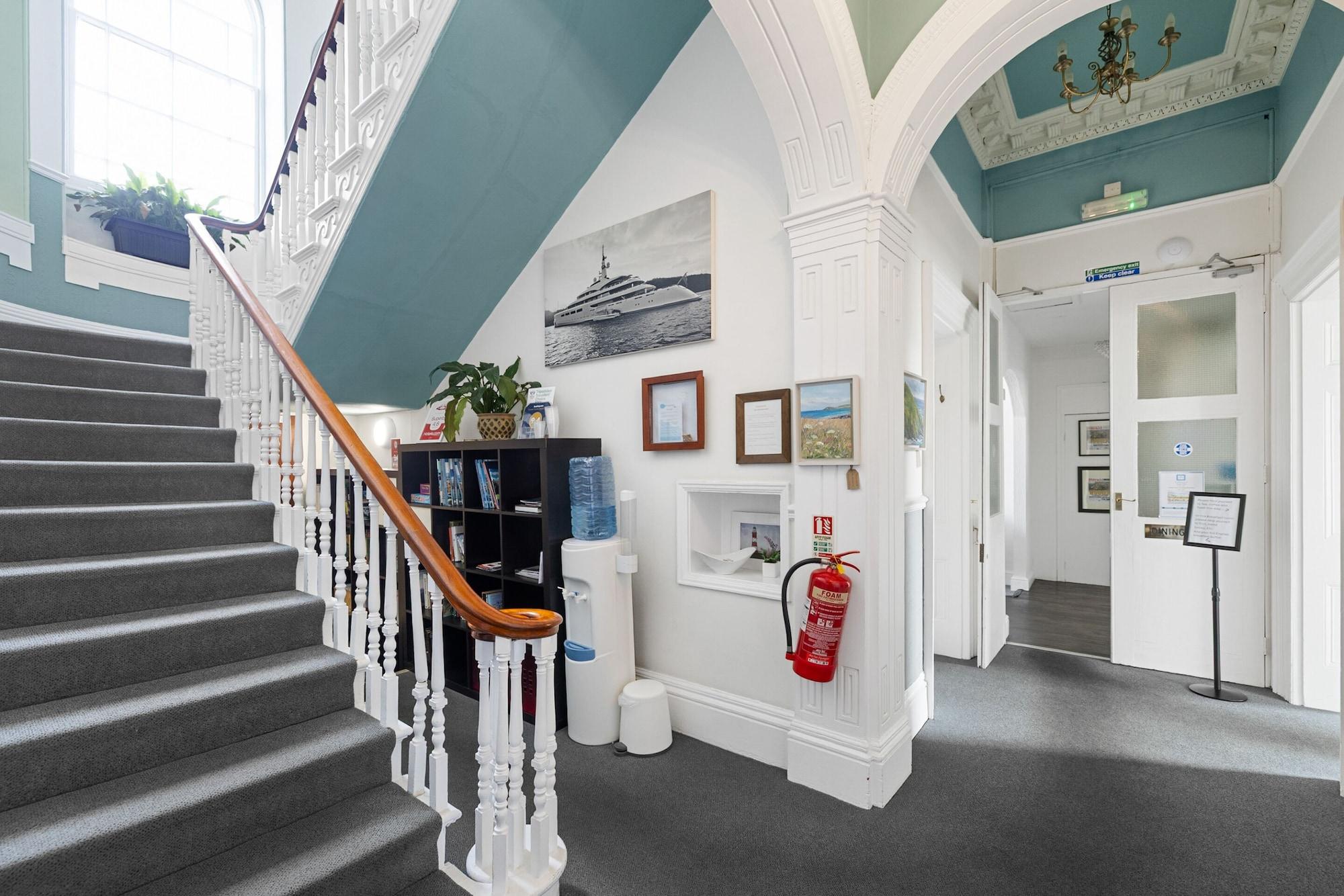 Vista Lobby Imperial Plymouth