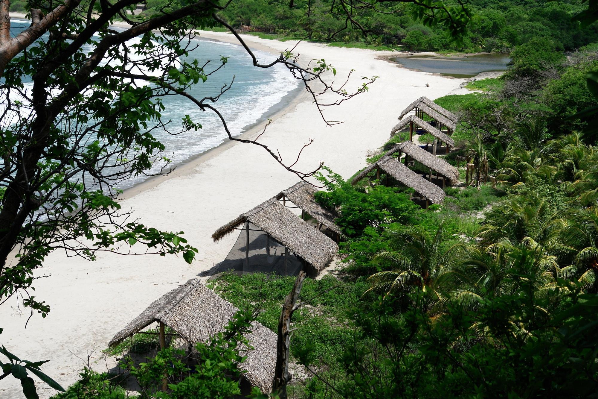 Playa Morgan's Rock Reserve & Ecolodge