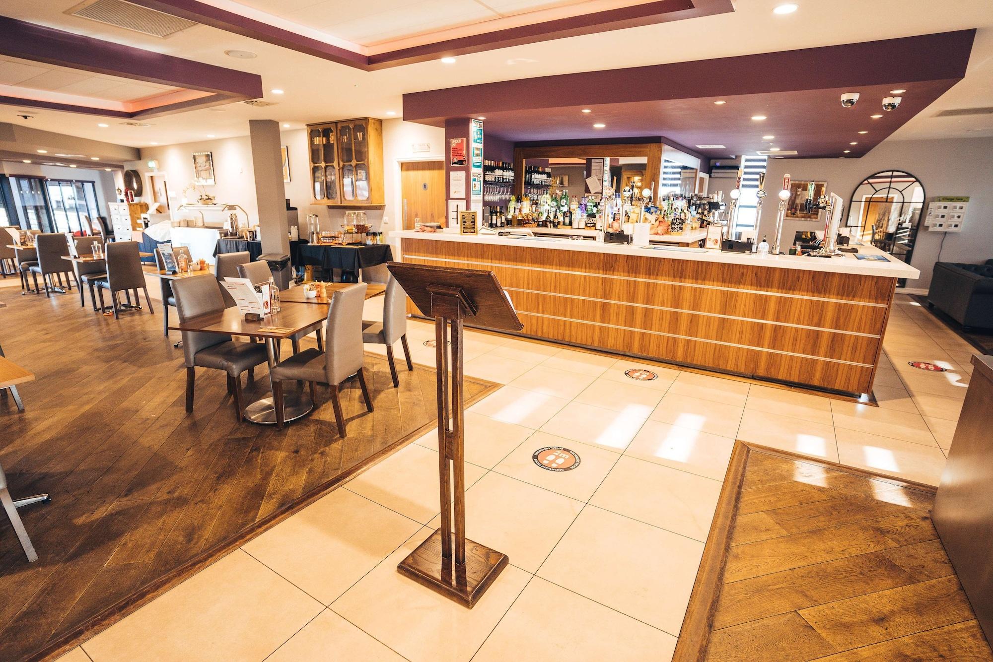 Restaurant Blackpool Football Club Stadium Hotel, a member of Radisson Individuals