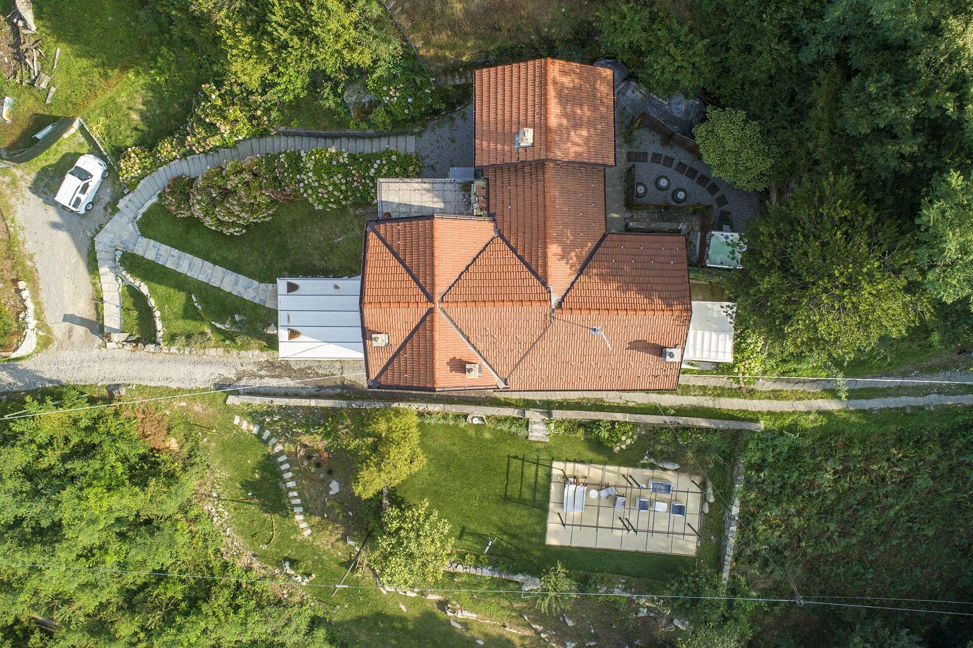 Vista Exterior Essentia Guest House