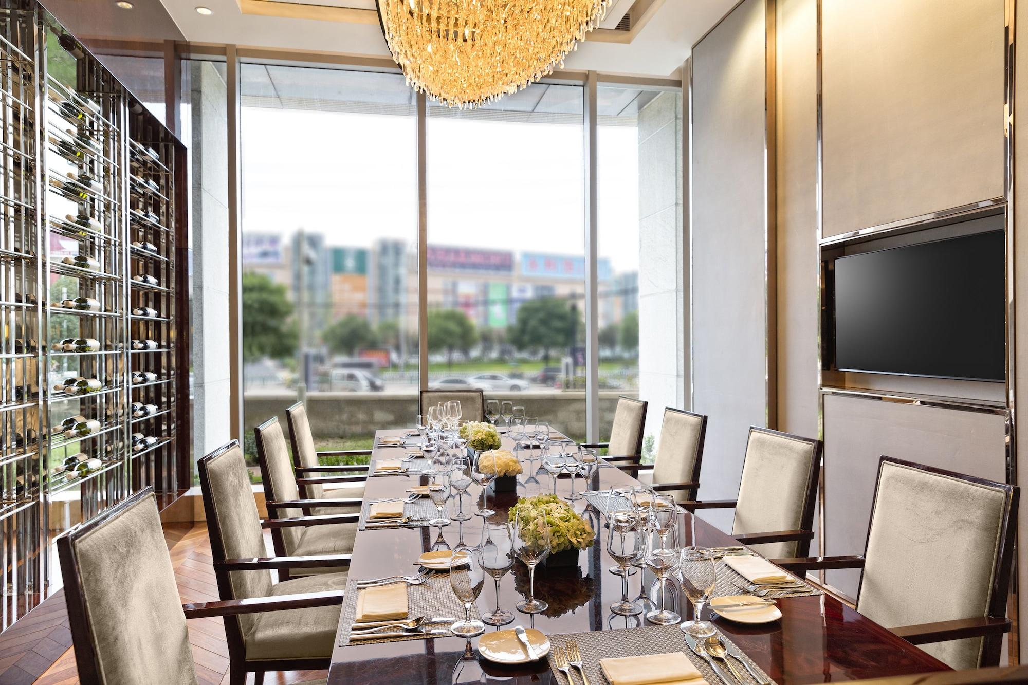 Restaurant The International Trade City, Yiwu - Marriott Executive Apartments