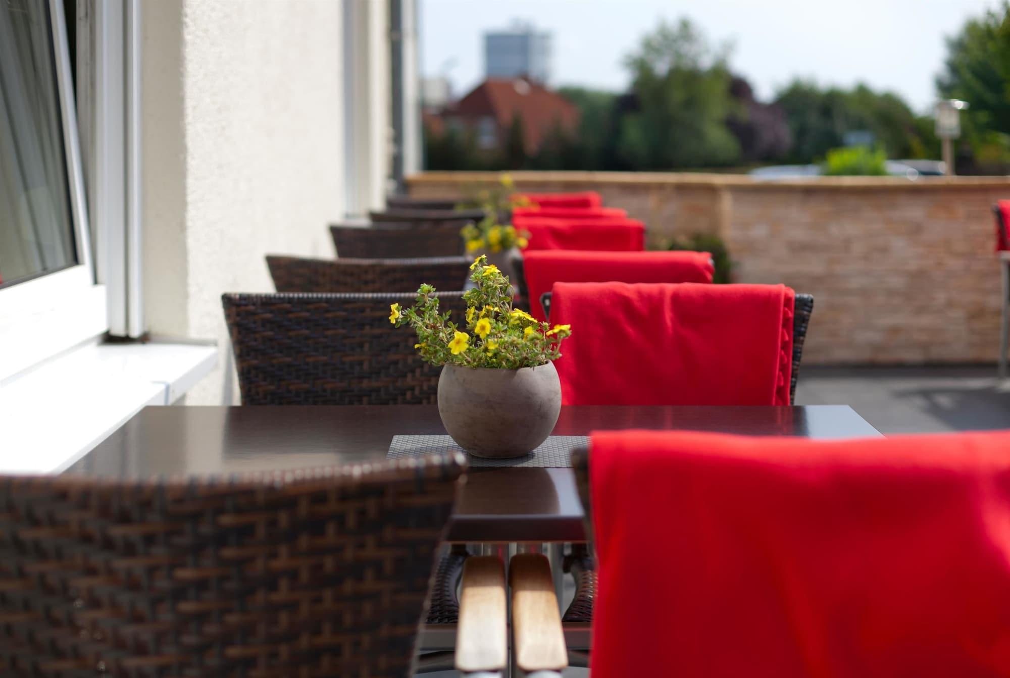 Comodidades del Alojamiento TRYP by Wyndham Lübeck Aquamarin